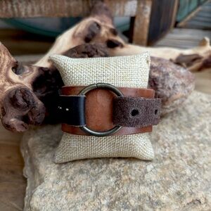 Nanan Leather Unisex Metal Ring Adjustable Bracelet NEW